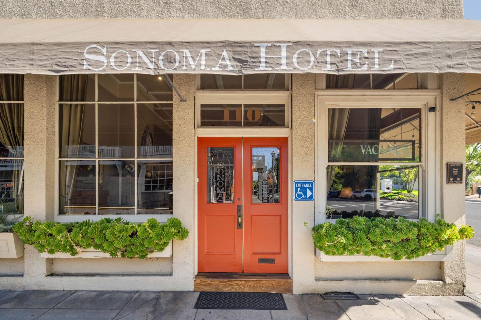 Sonoma Hotel Exterior photo